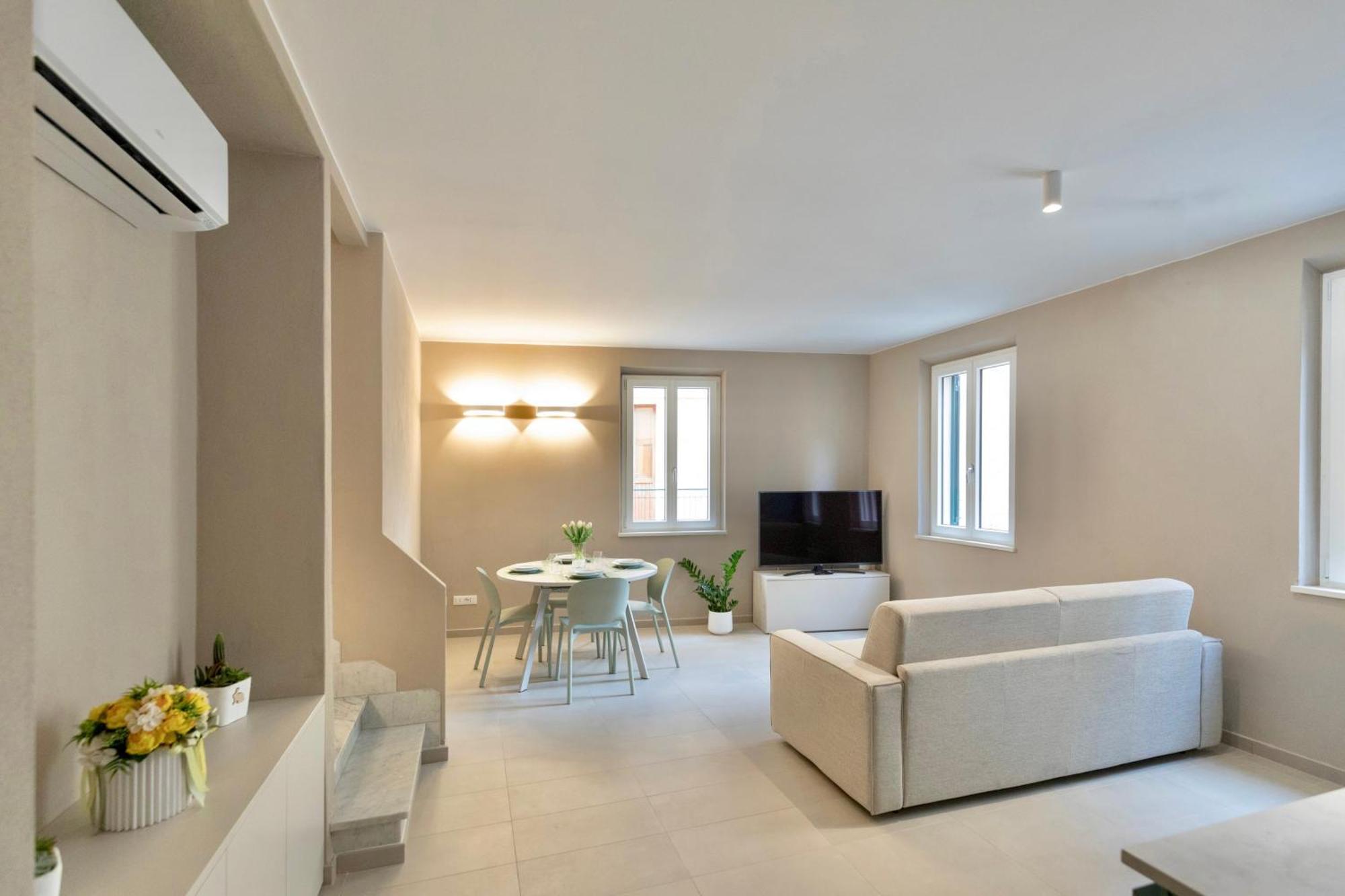 Residenza Cavour Portoferraio City Center Екстериор снимка